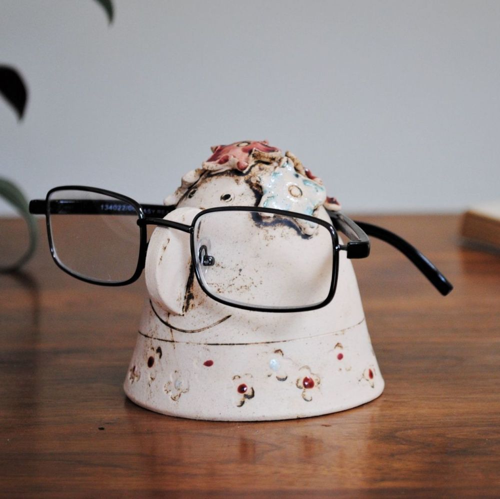 Glasses holder - The flower Lady