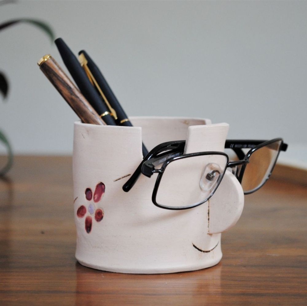 Glasses & Pencil stand