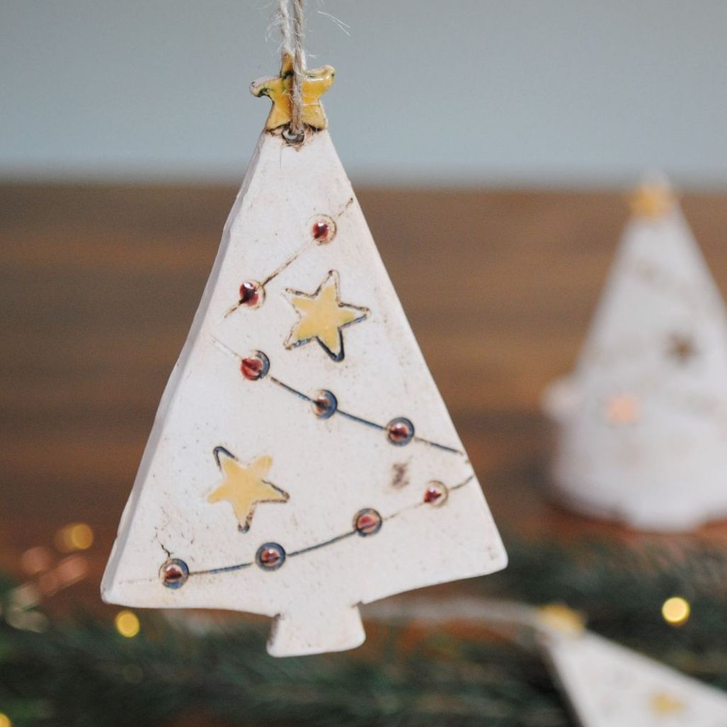 Christmas tree  decoration  - Red baubels