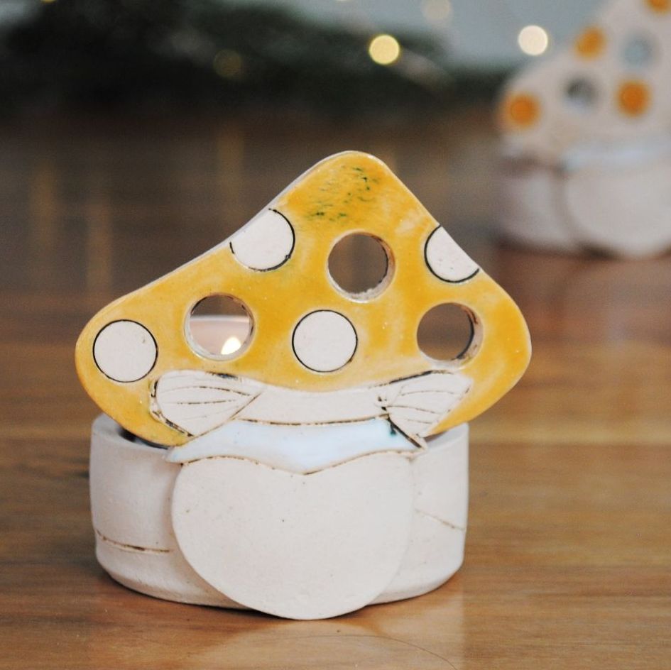 Christmas tea light holder - Mushroom yellow