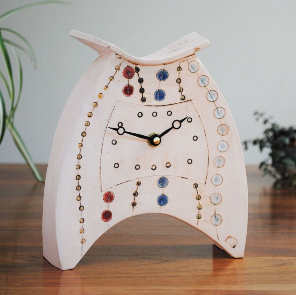 Ceramic clock mantel - Medium "dots and circles"