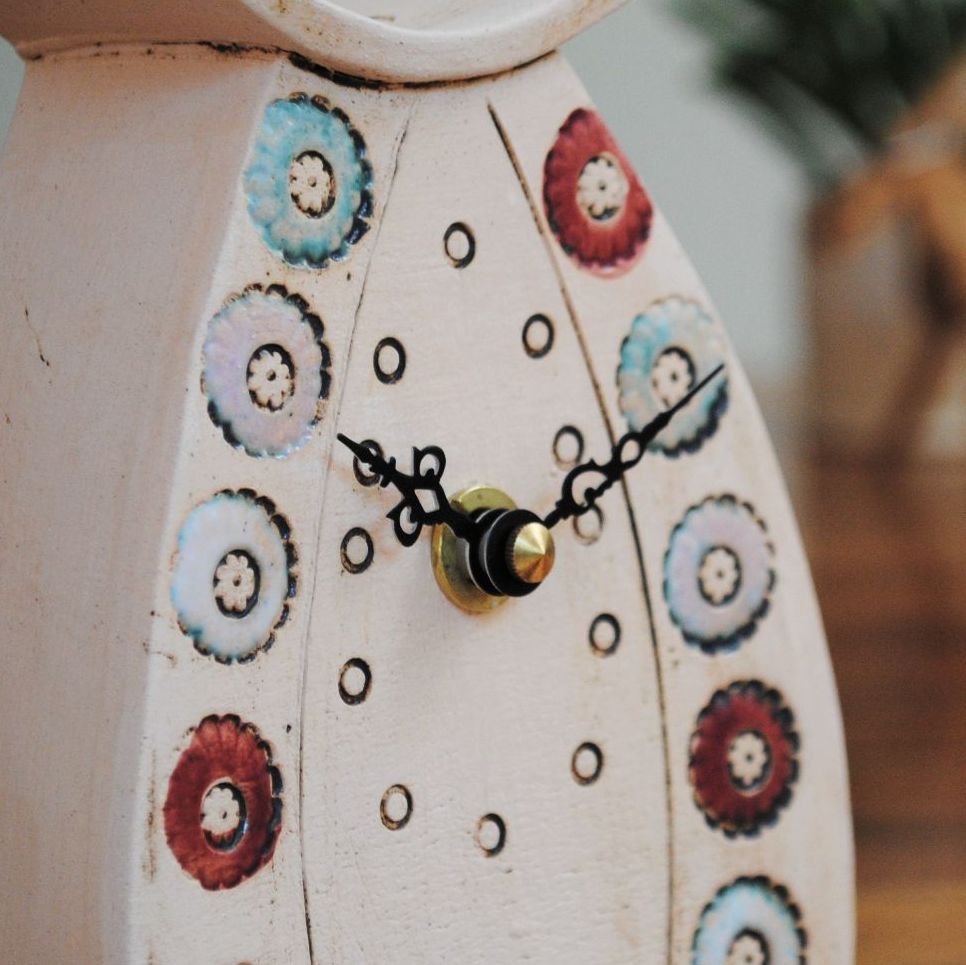 Ceramic clock mantel - Mini "Daisies"