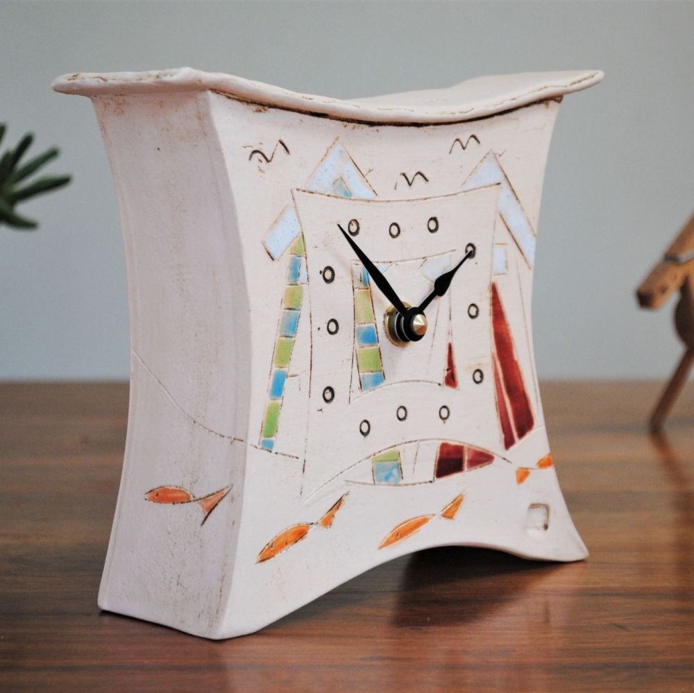 Ceramic mantel clock - Small "Beach huts and fish"