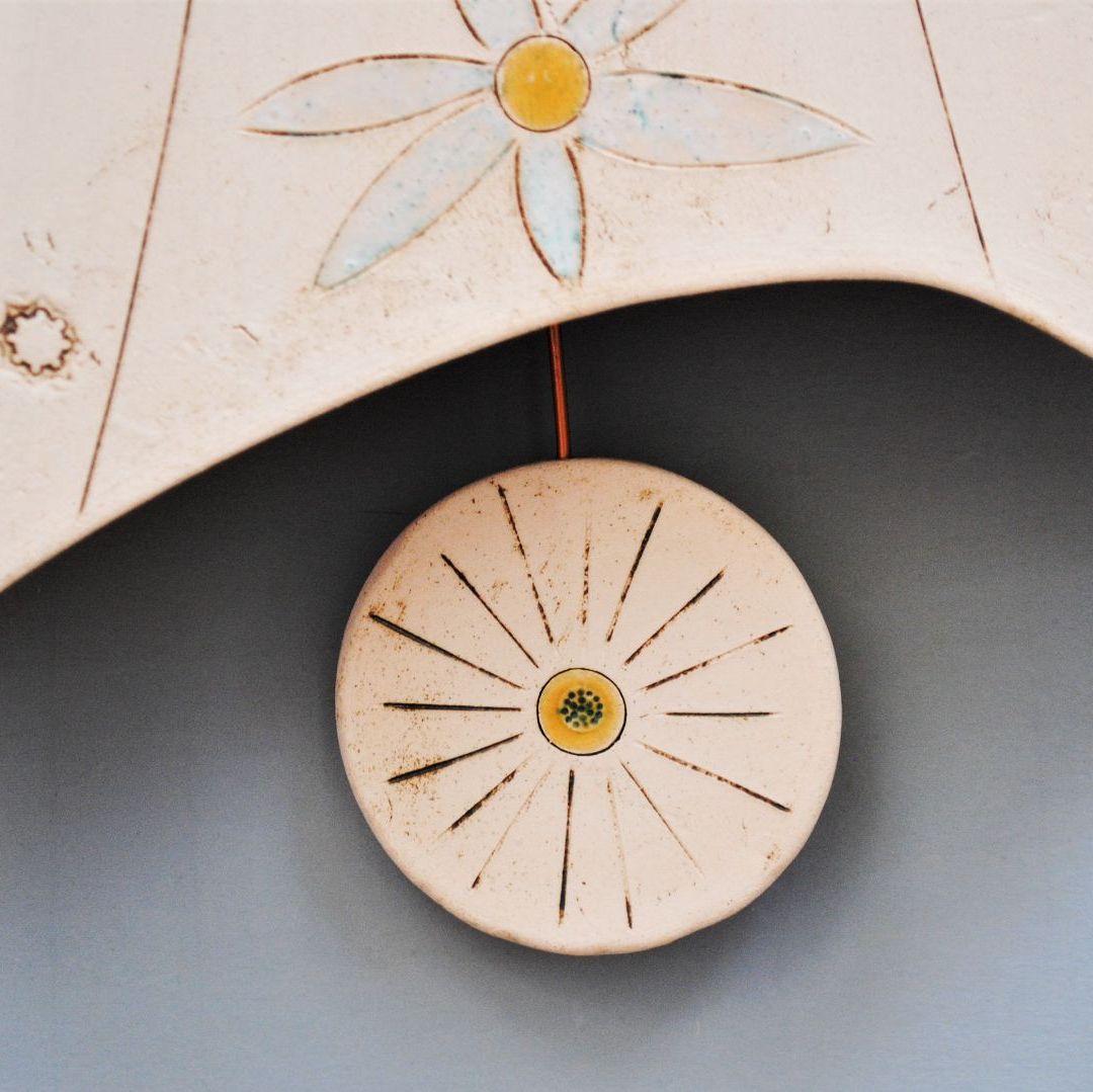 Ceramic wall clock with pendulum "Leaves & Flowers"