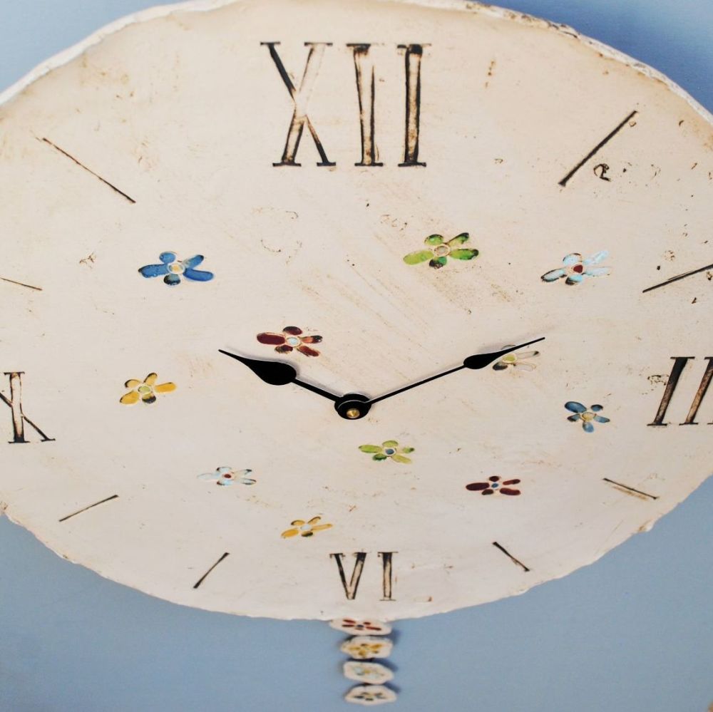 Large round wall clock - Pendulum "Flowers"