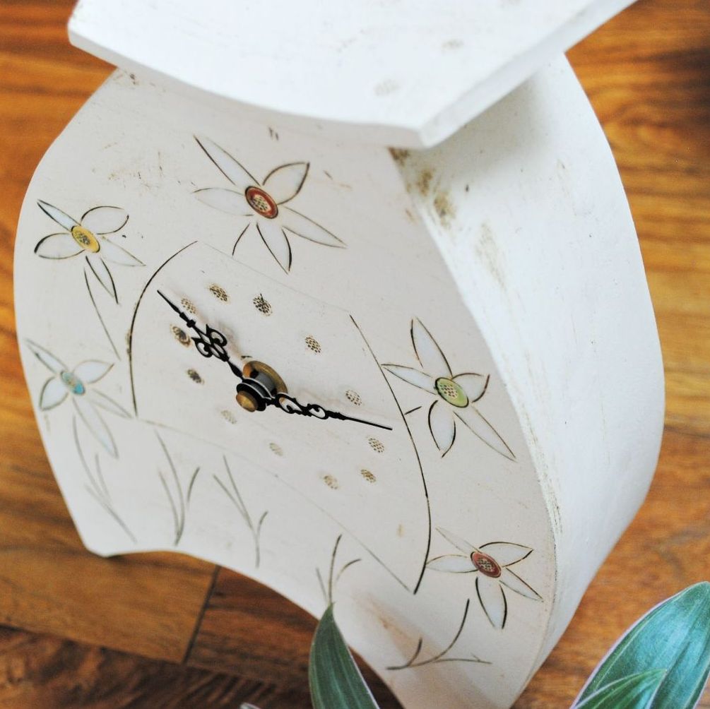 Ceramic clock mantel - Large "Daisy"