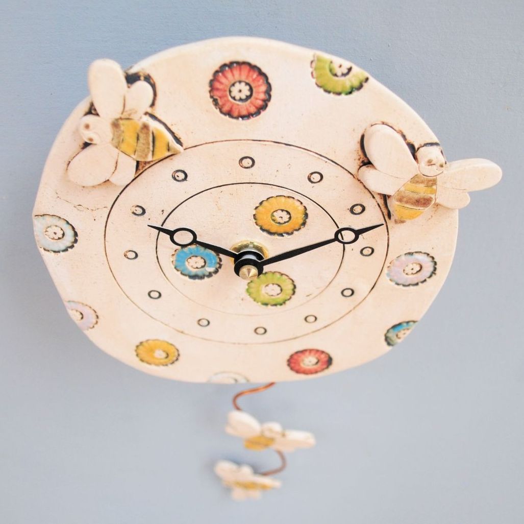 Ceramic pendulum wall clock - Round "Bee"
