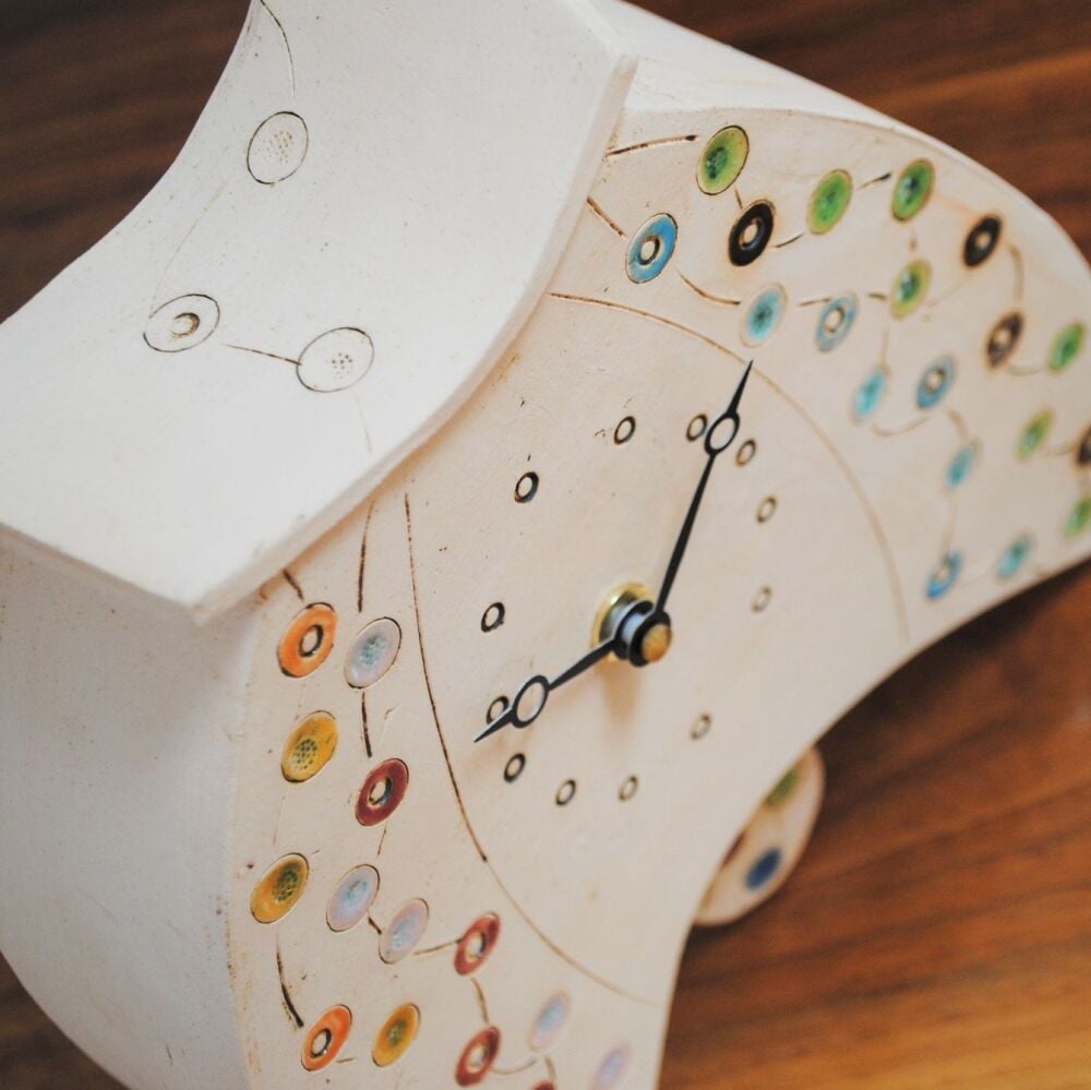 Ceramic clock with pendulum - Mantel "Bright rainbow coloured dots and spots"