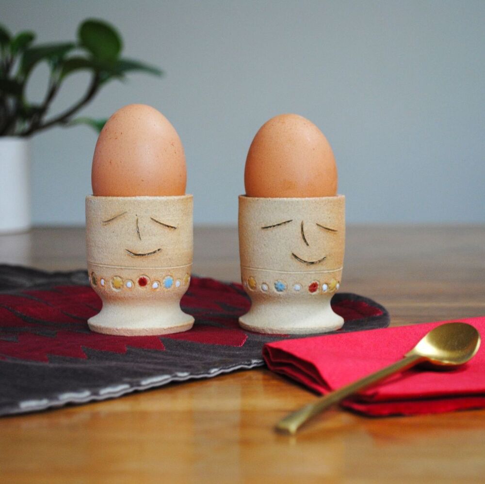 Egg cup smiley face & flowers