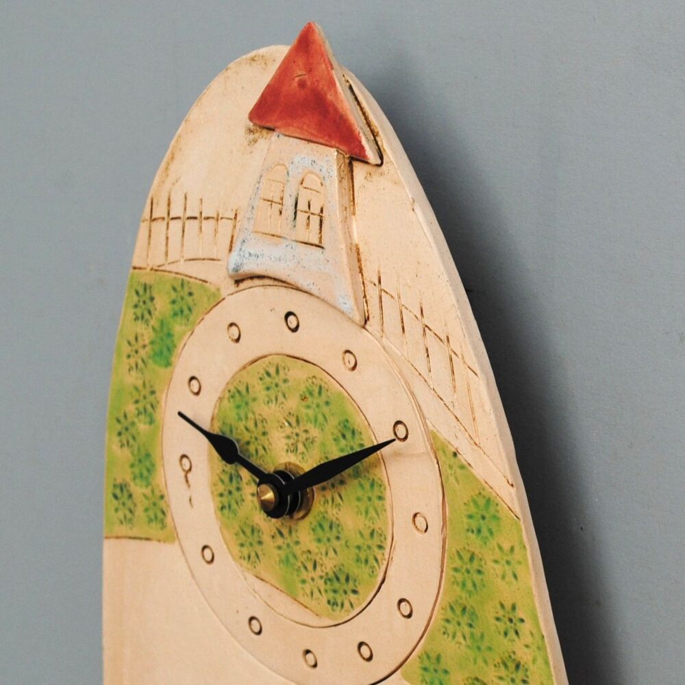 Ceramic pendulum wall clock - Small "House"