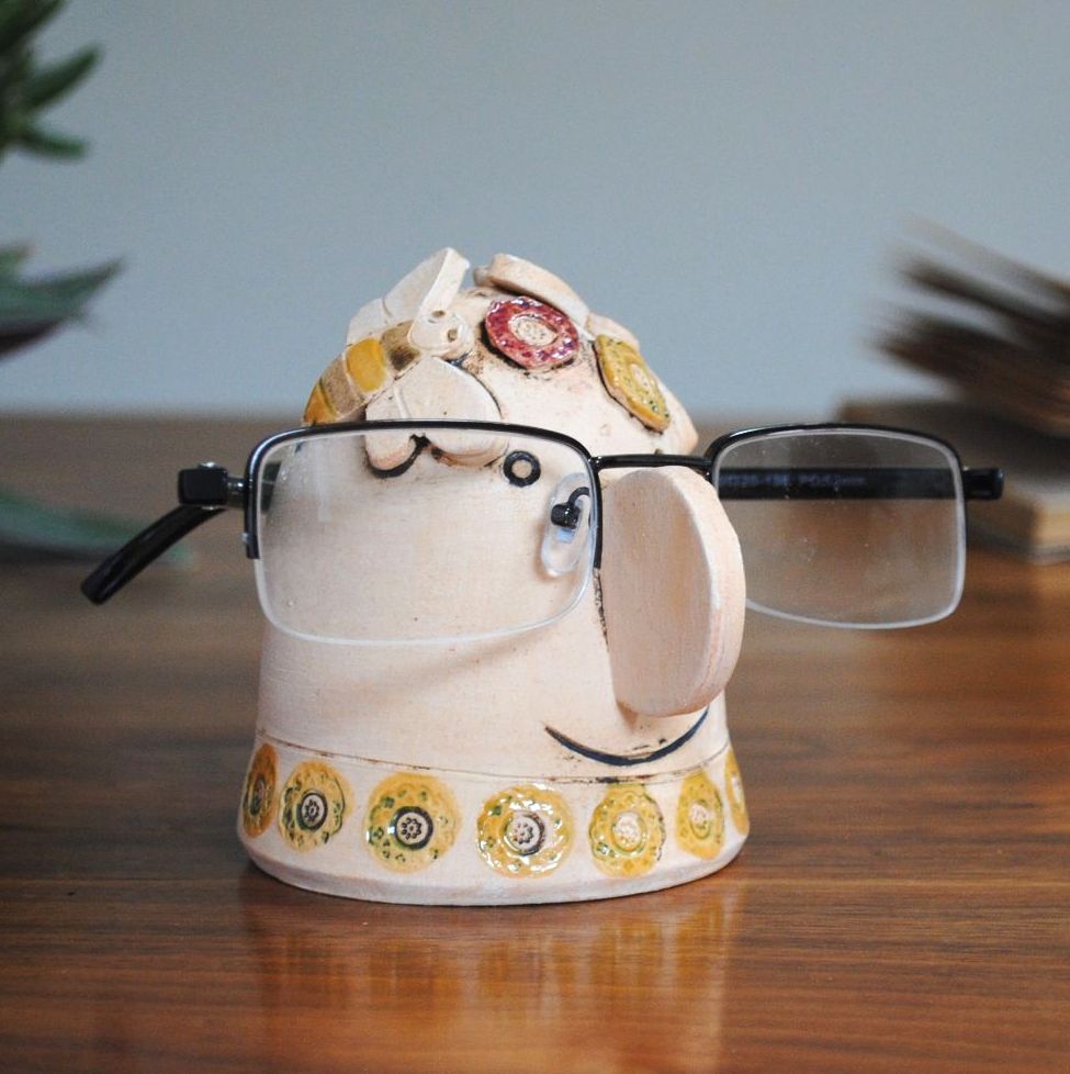 Glasses holder -Bumble bee and flowers