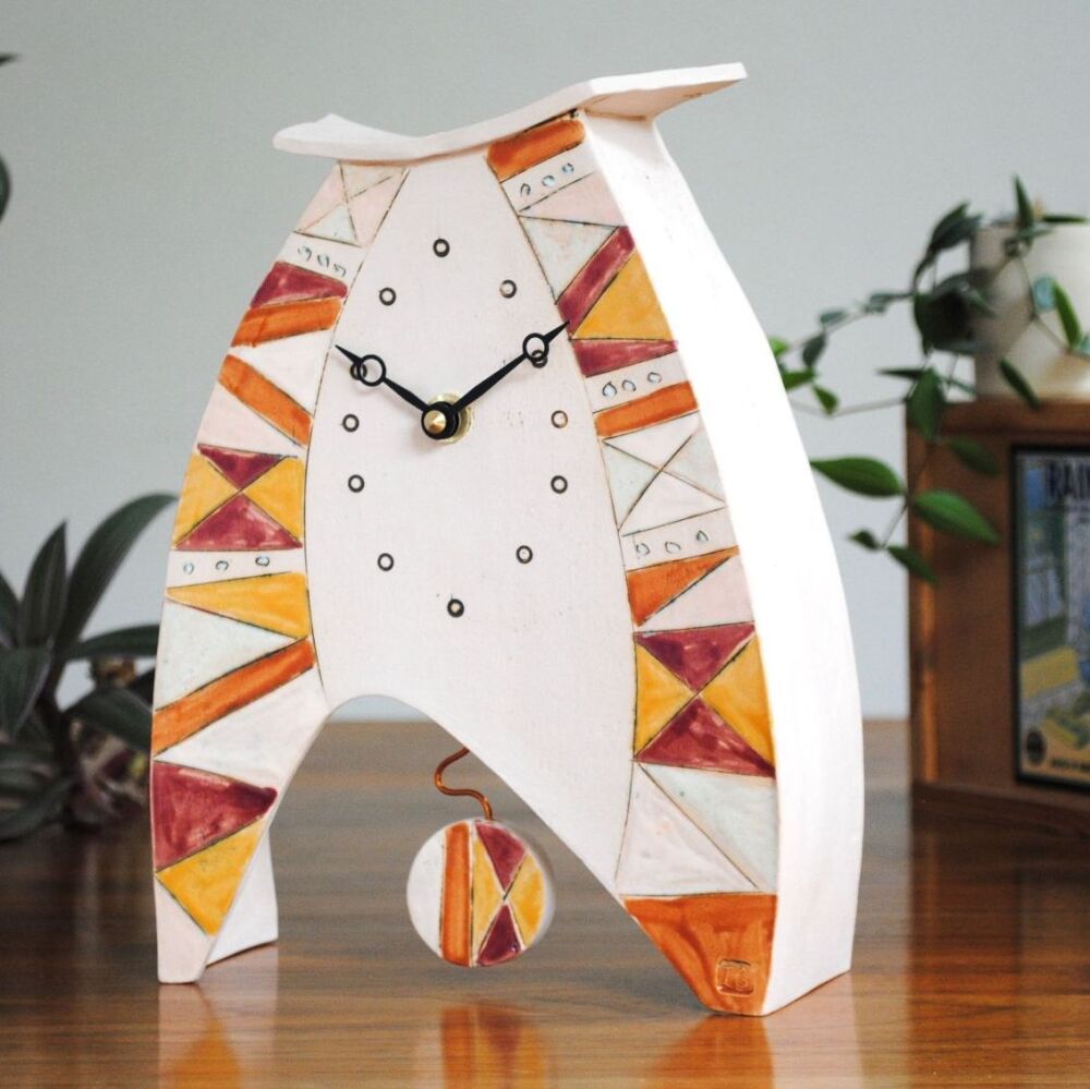 Ceramic clock with pendulum - Mantel "Triangles design"