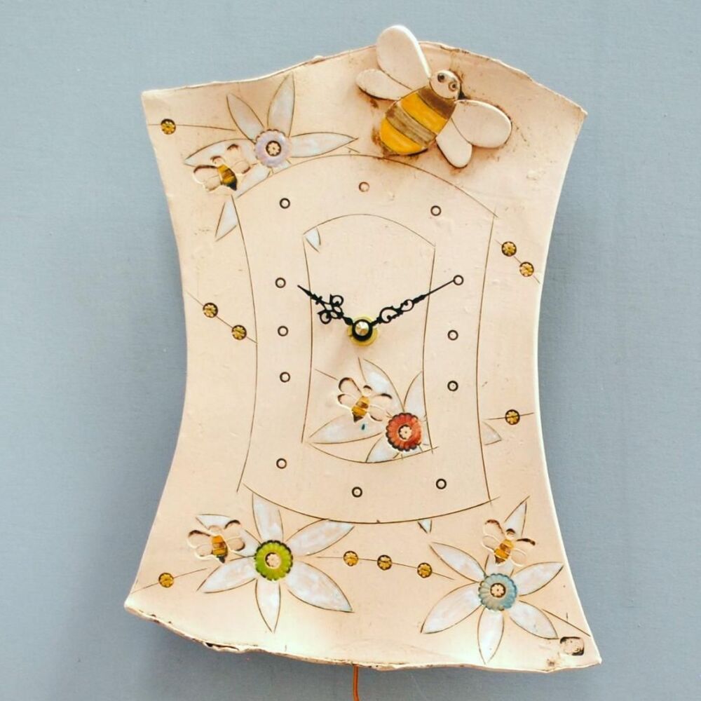 Ceramic pendulum wall clock "Bees & bumblebees and daisy"