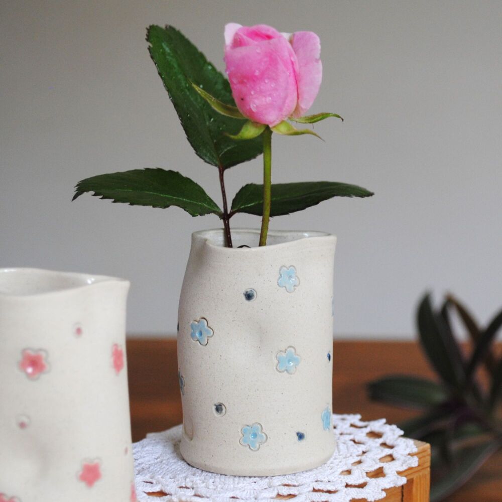 Heart shaped vase jug - blue details