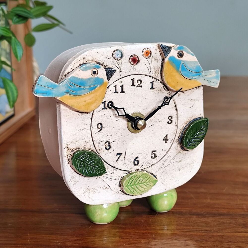 Ceramic clock pebble feet "Blue tit"