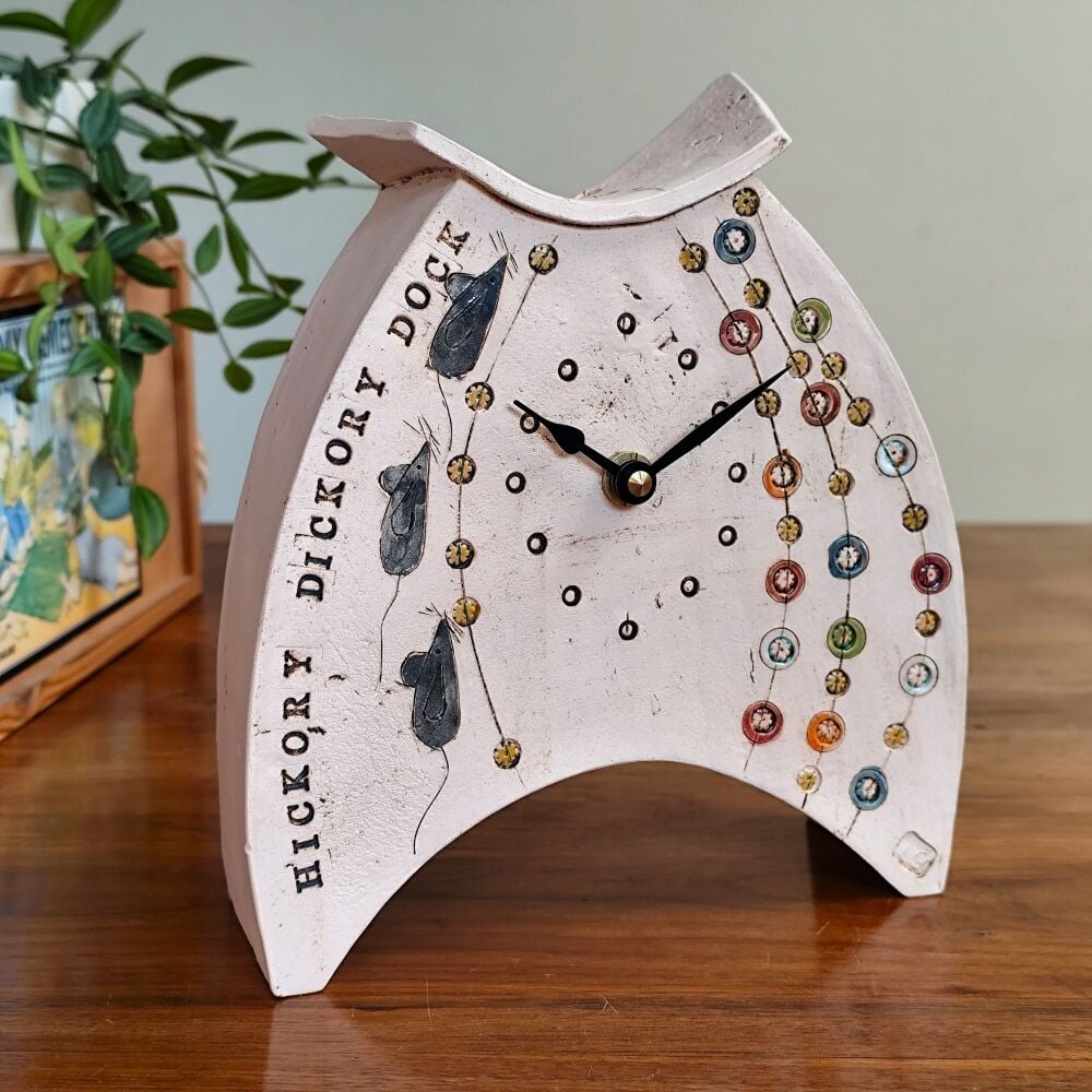 Ceramic clock mantel - Medium "Hickory Dickory Dock "