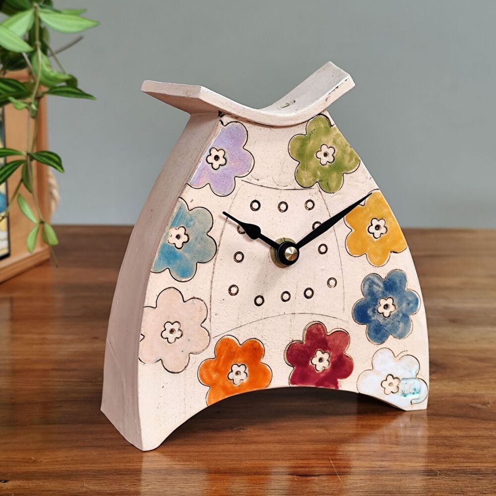 Ceramic clock mantel - Small "Vivid floral"