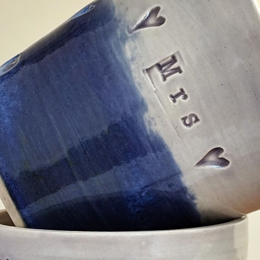 Mr & Mrs Wedding Gift - Tumbler mug (navy blue & purple)