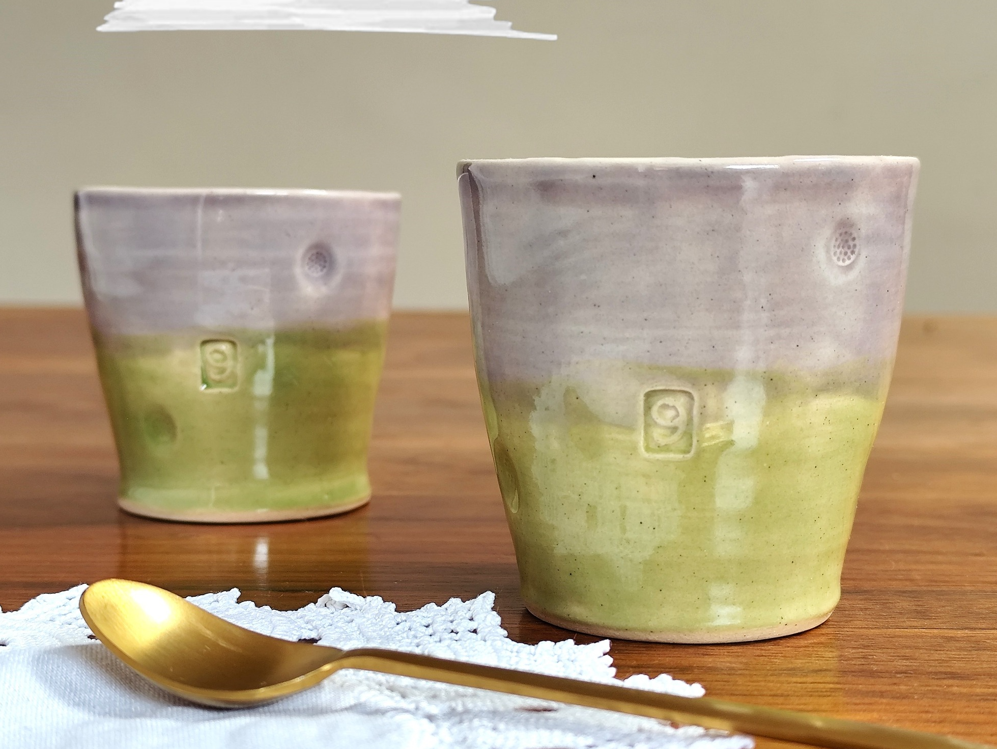 set of coasters with leaves design