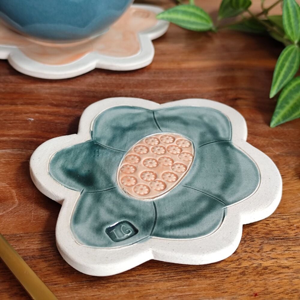 Coaster "Flower Shaped Ceramic" Orange And Green