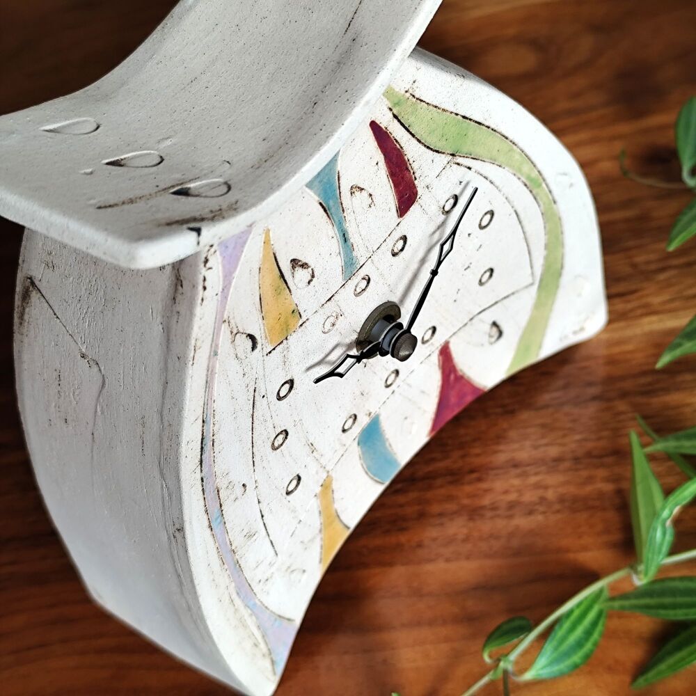 Ceramic clock mantel - Small "Vivid lines"