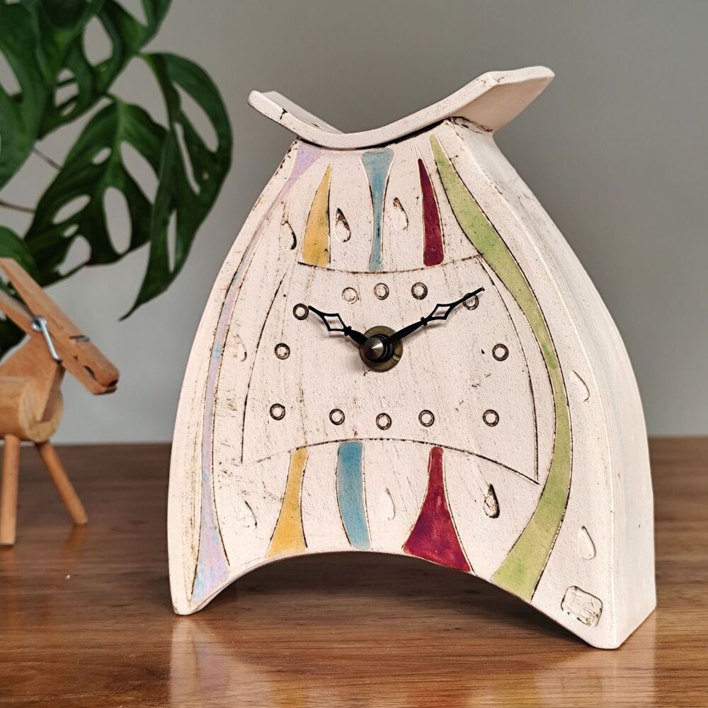 Ceramic clock mantel - Small "Vivid lines"