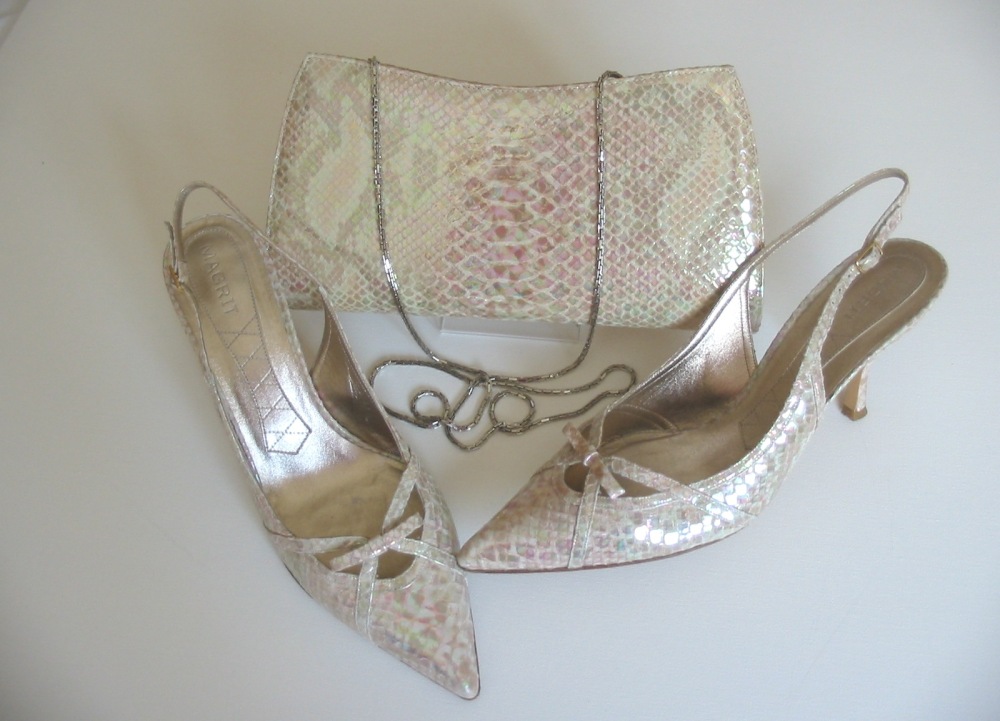 Magrit Designer Cream Iridescent Shoes Size 6 & Matching Bag