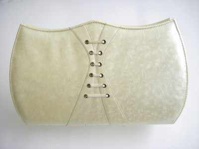 Designer evening bag Gina pale cream/ivory pearlescent.vintage
