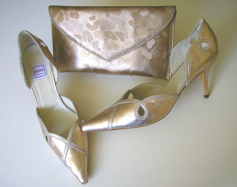 Renata designer shoes matching clutch bag blush size7 to 7.5 mother bride