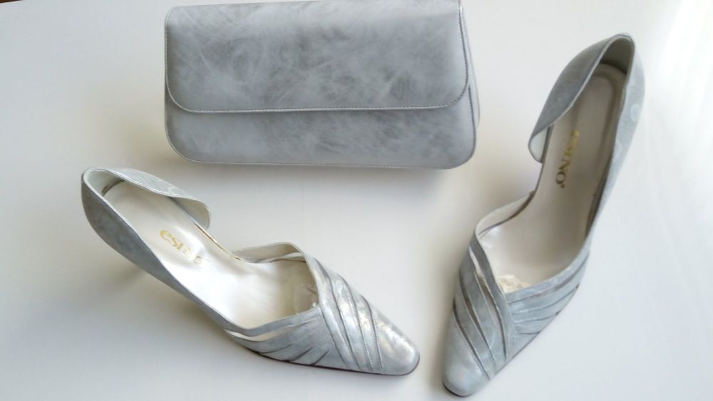 Esino Italian designer shoes matching bag in blue silver mist size 6