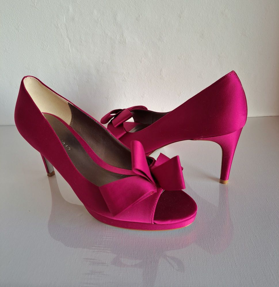 Jacques Vert Peep Toe Heels in Cerise Pink Size 5