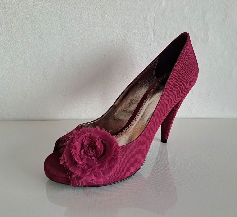 Phase Eight Burgundy Peep Toes Size 6