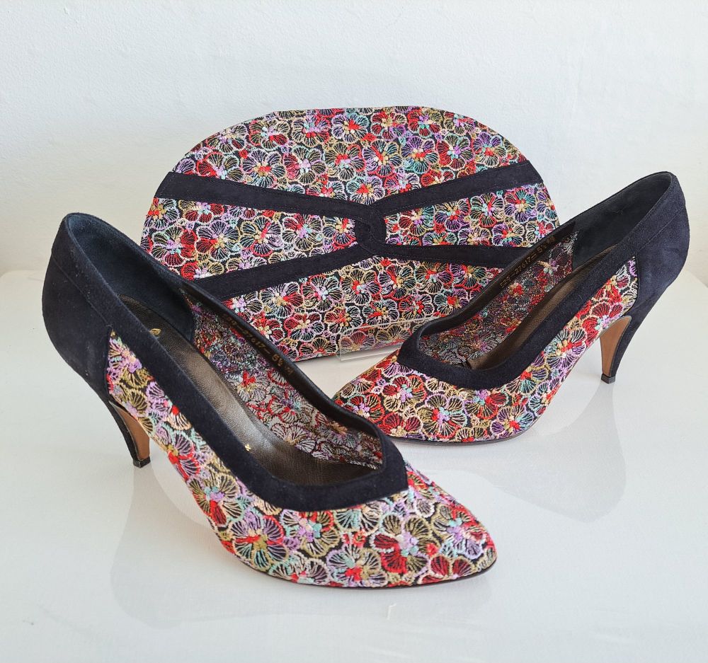 Gina Shoes matching bag flower design