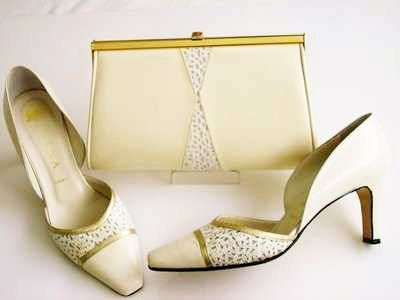 Gina designer shoes matching bag Ivory with guipre lace size 5.5
