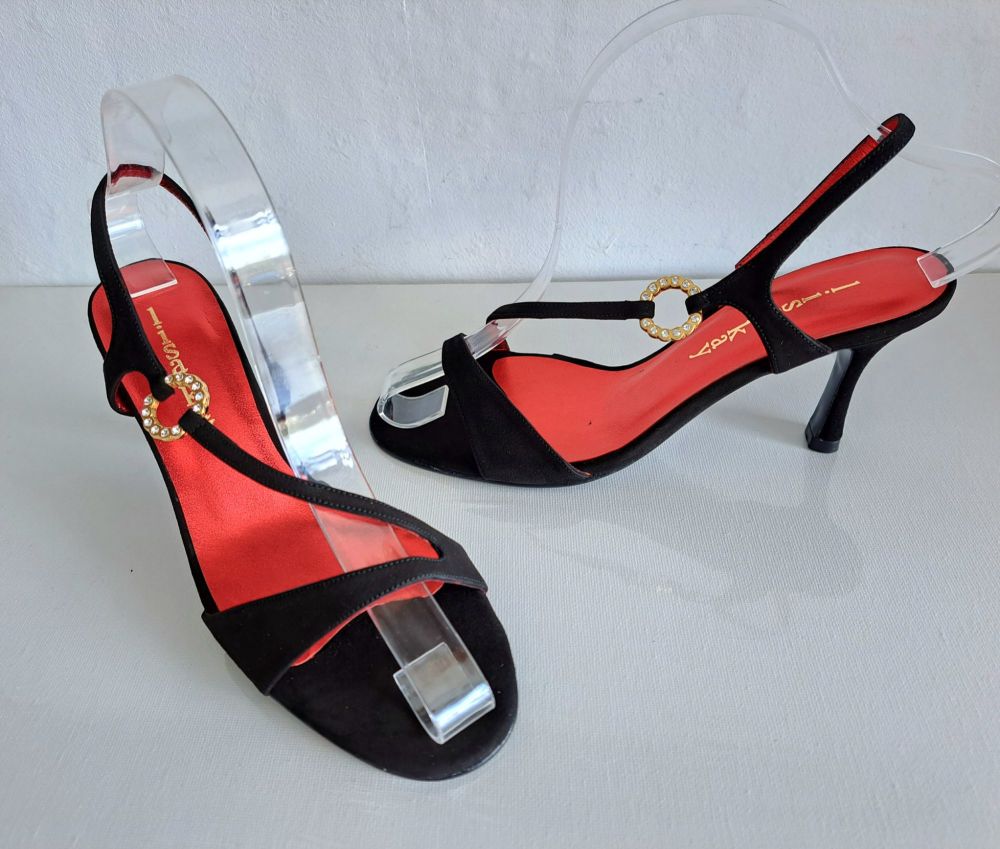 Lisa Kay Black Suede Crystal Brooch Sandals Size 4