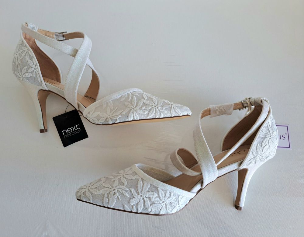Lotus White and Sparkle Strappy Bridal Shoe Size 7