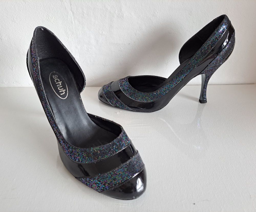 Schuh Black Patent/Blue Stiletto Shoes Size 7