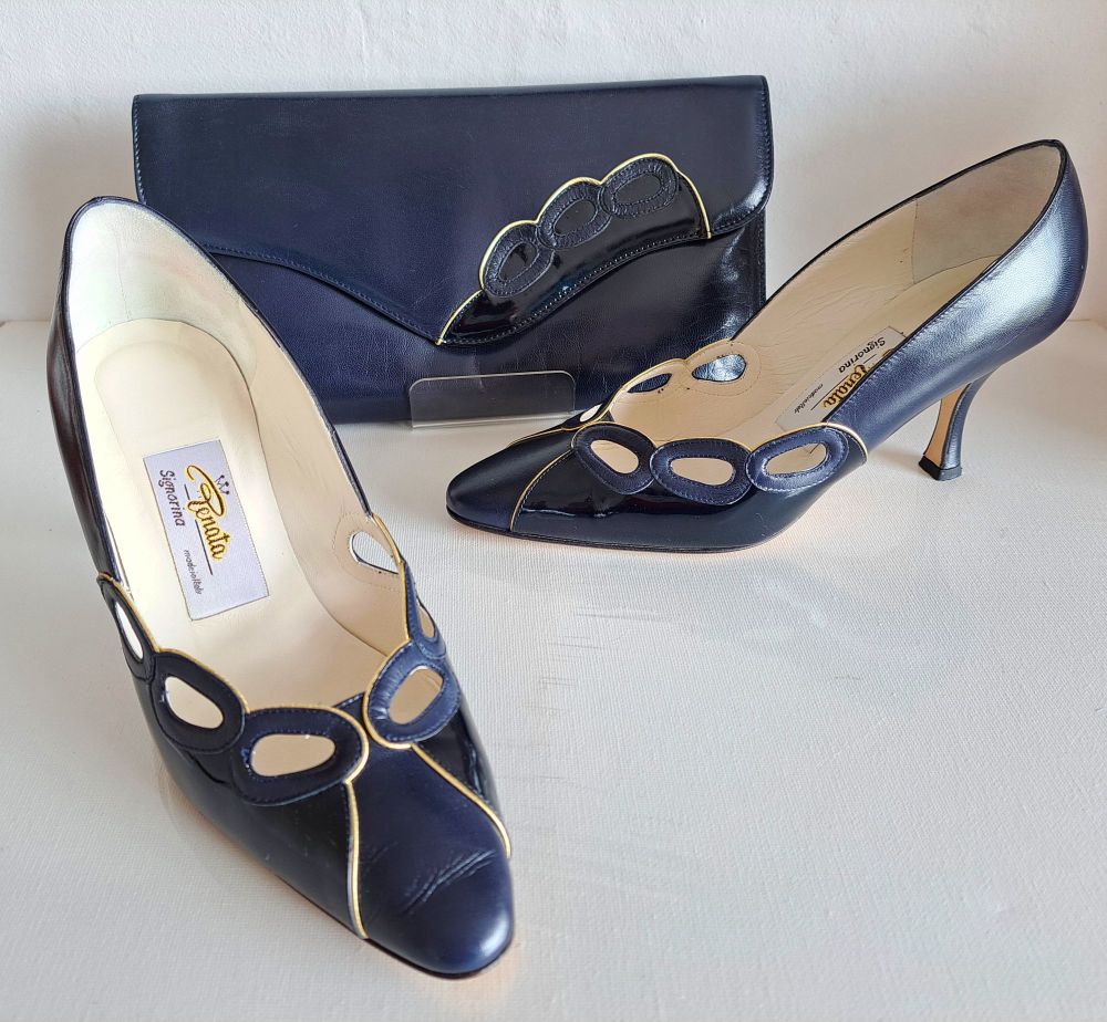 Renata designer shoes matching clutch bag navy patent size 5.5