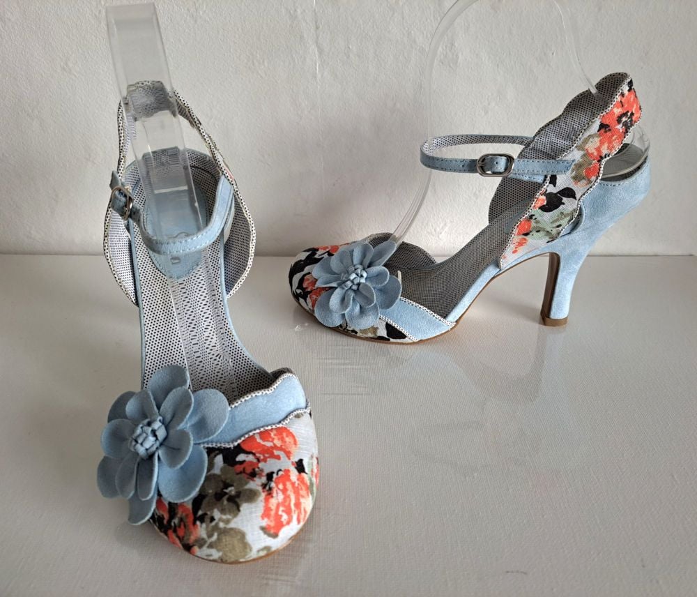 Ruby Shoo Peach/Sky Blue Floral Slingback Shoes Size 5