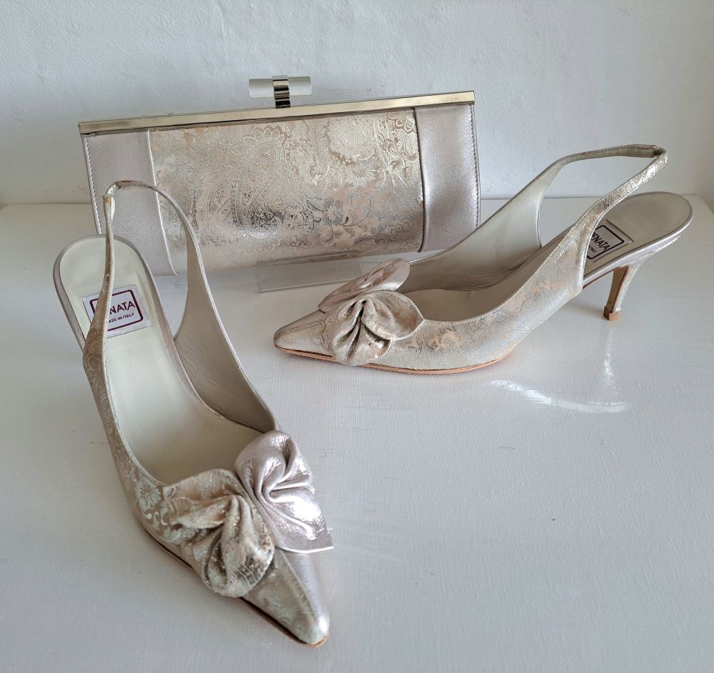 Renata Champagne Gold Slingback Shoes size 3.5 & Matching Bag