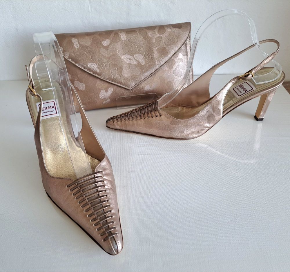Renata shoes matching clutch Broccato beige size 6.5