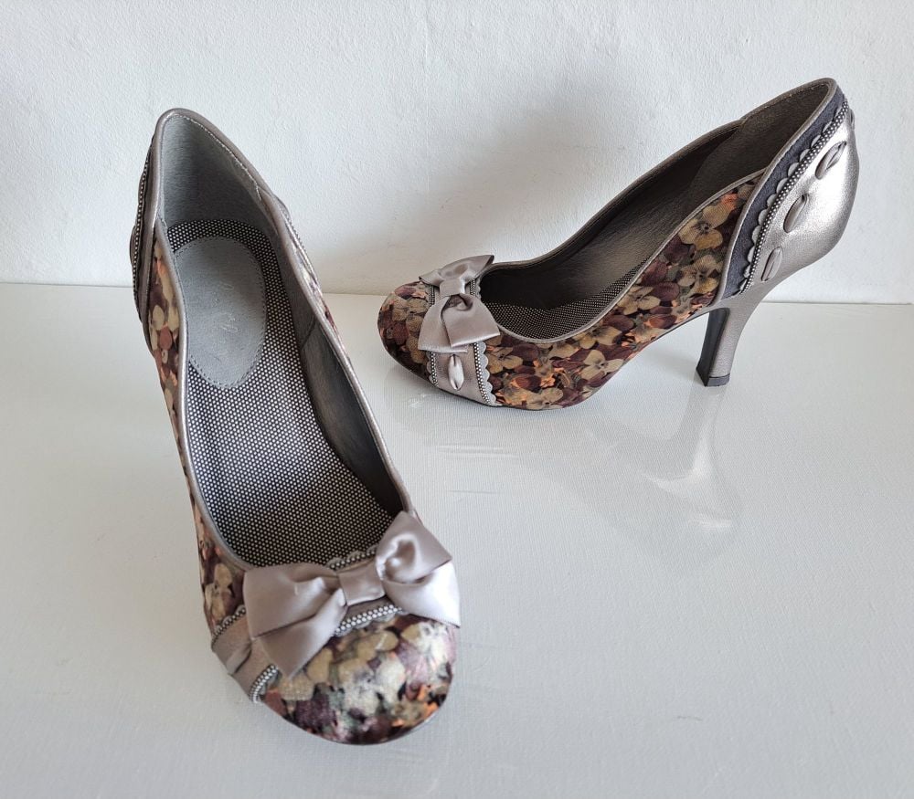 Ruby Shoo Pewter Velvet & Satin Court Shoes size 5