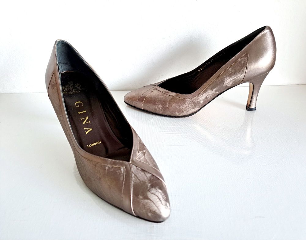 Gina London shoes leather courts bronze size 3.5 used.