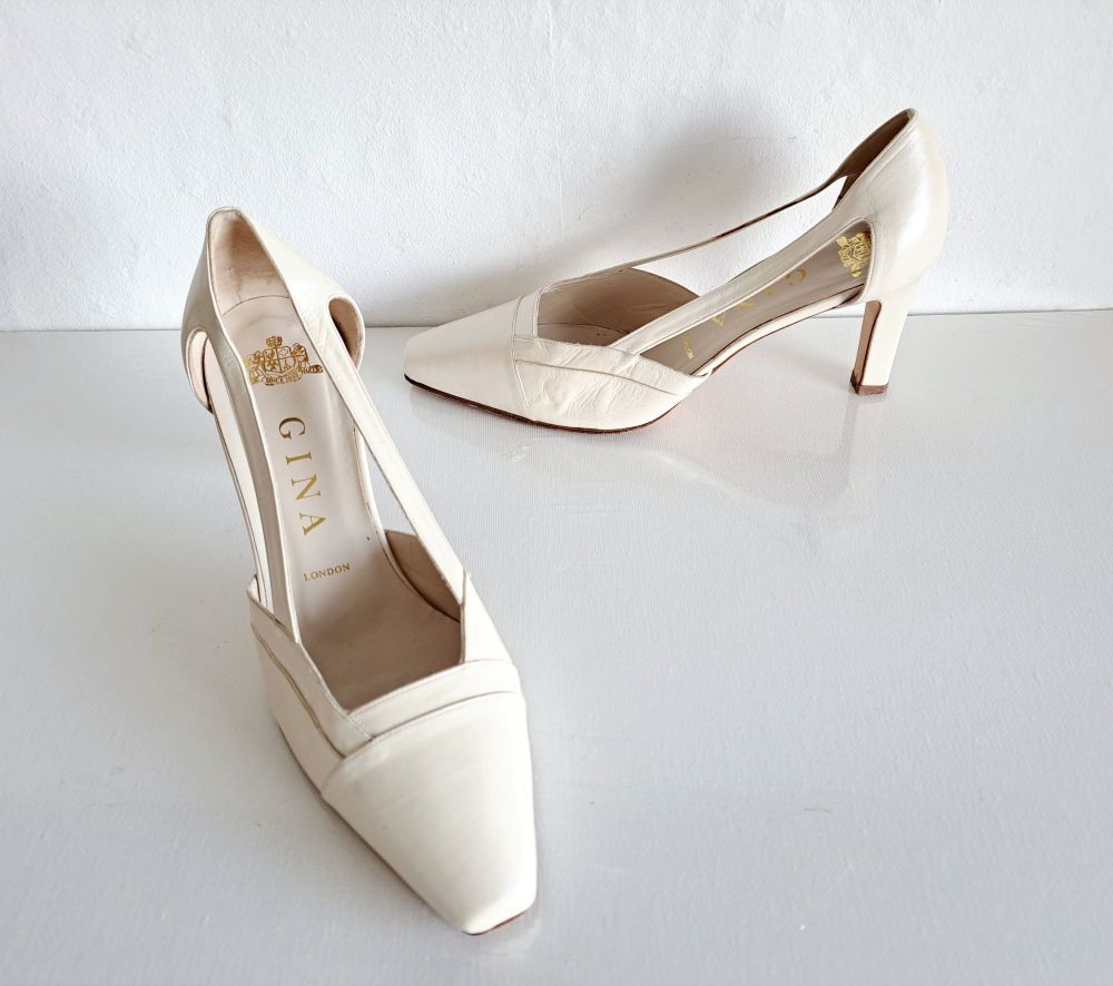 Gina London designer shoes ivory dress heels size 4 used