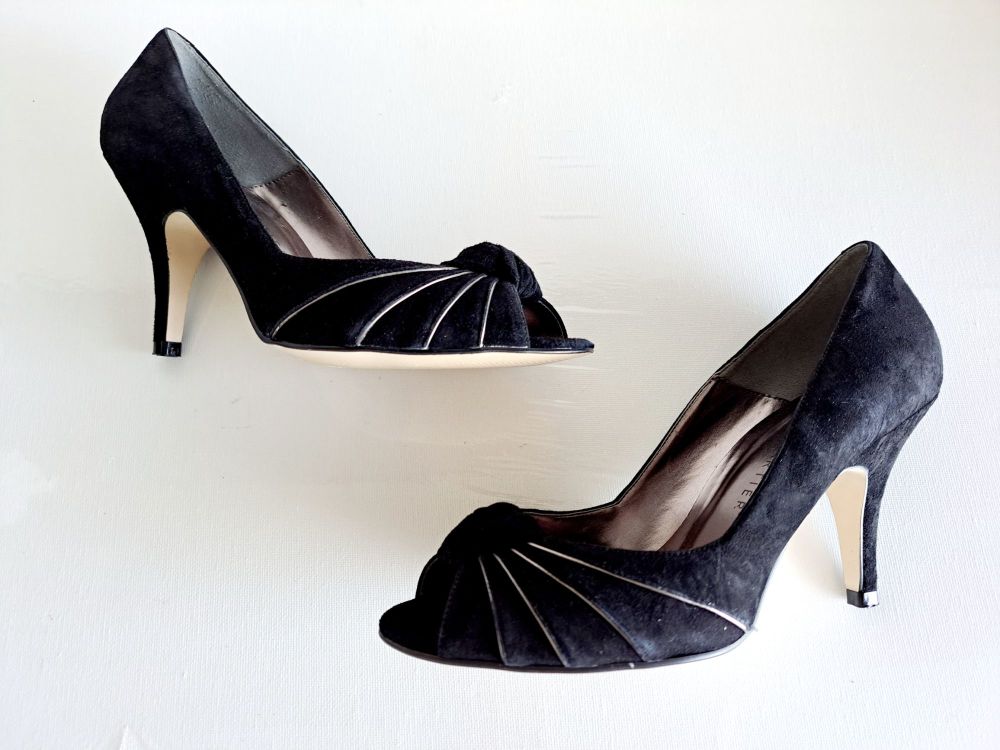 Roland Cartier Black Suede/Gold Peep Toe Shoes size 5
