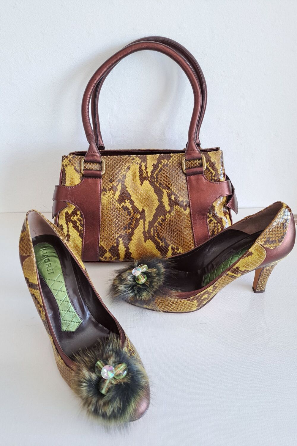 Magrit green python fur trim designer shoes matching handbag size 6
