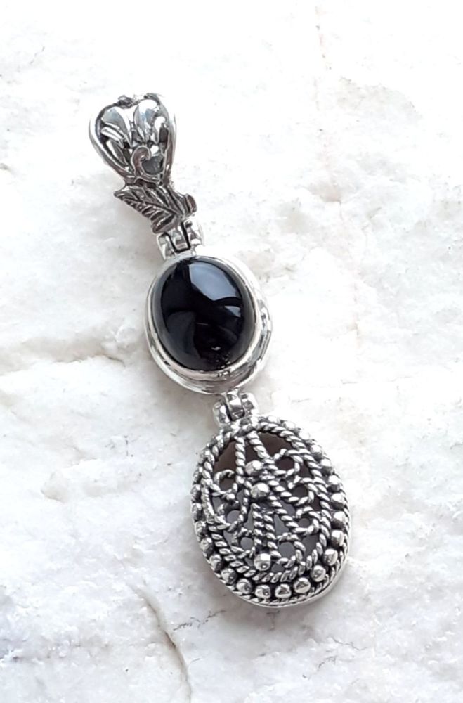 Black Onyx Ornate Gemstone Silver Pendant