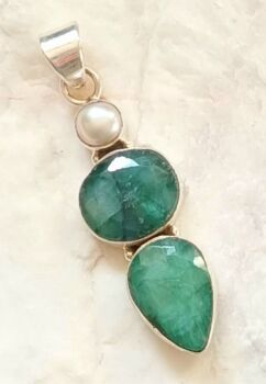 Emerald quartz pearl crystal jewellery