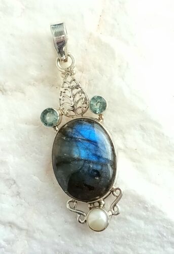 Labradorite blue topaz gemstone pendant