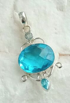 Silver crystal pendant turquoise
